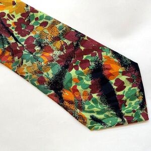 Lou Myles Designer Neck Tie Necktie Abstract 100% Silk Hand Made Italy Green